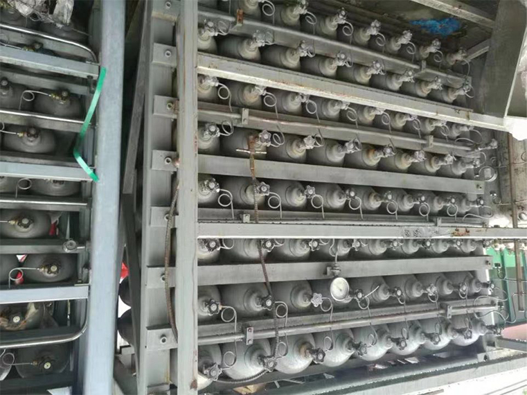集装格供气